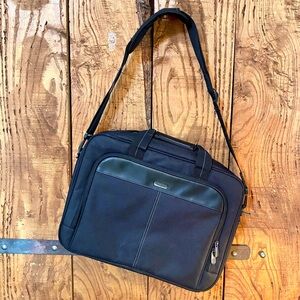 Targus Black Executive Laptop Bag